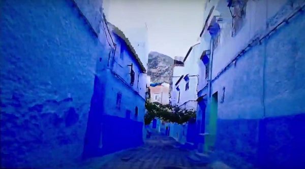 【動画】「グラブル」新CMの舞台はモロッコの蒼く美しい街「シェフシャウエン」！.png