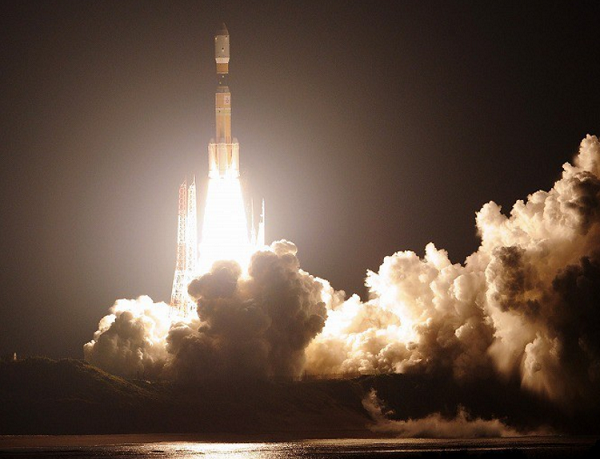 【動画】宇宙ステーションへ向かう「こうのとり6号機」打ち上げ成功！.png